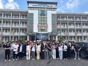 Sinh viên EPU thực tập vận hành tại Công ty CP Nhiệt điện Phả Lại