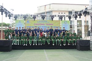 Học sinh Trường THPT Quang Trung - Hà Đông tìm hiểu ngành học, định hướng tương lai tại EPU