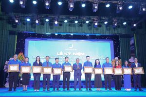Đoàn Thanh niên Trường Đại học Điện lực vinh dự nhận bằng khen của UBND Thành phố Hà Nội